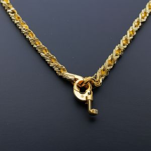 Chain repair service